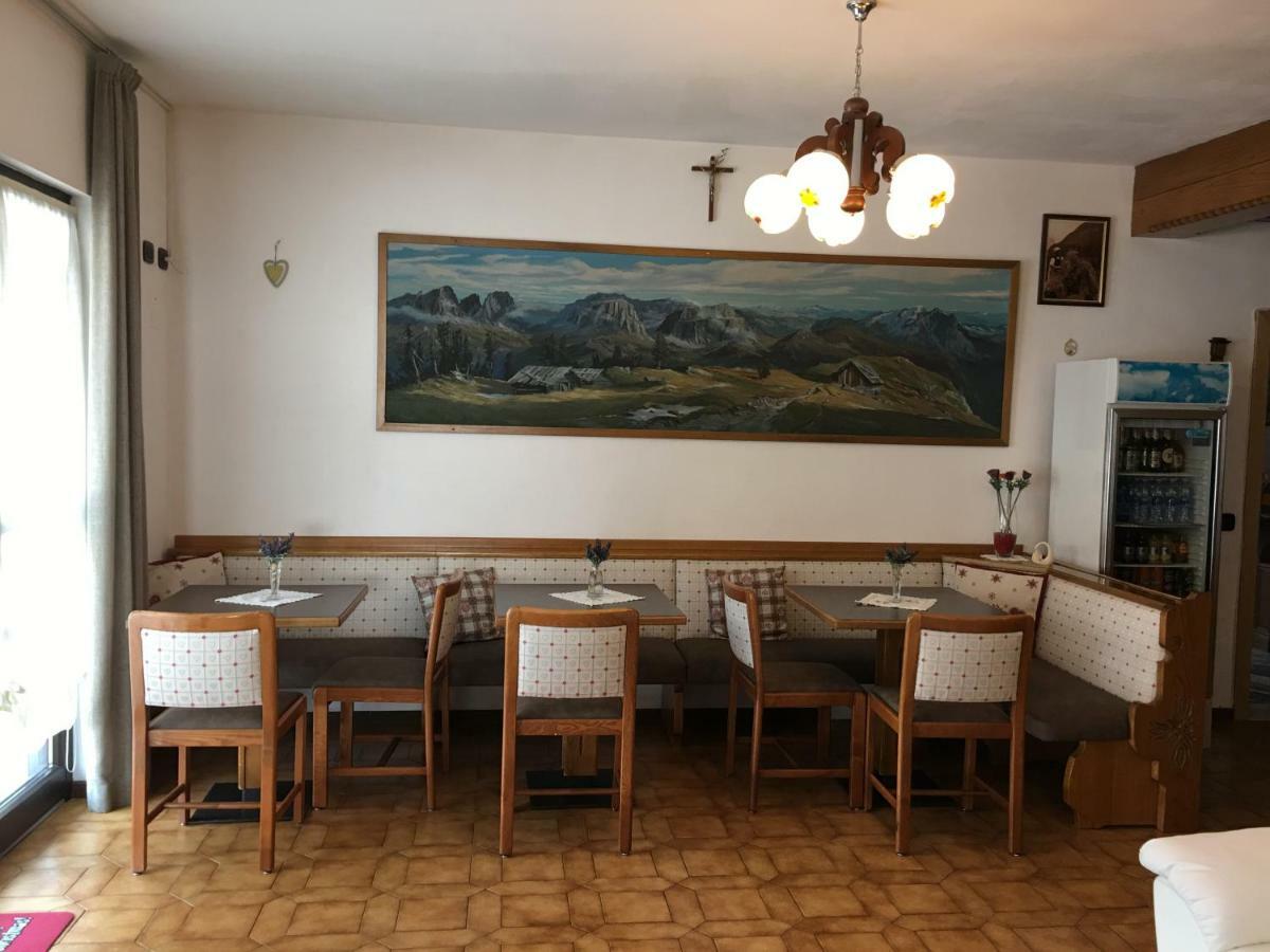 Garni Festil 호텔 캄피텔로디파사 외부 사진